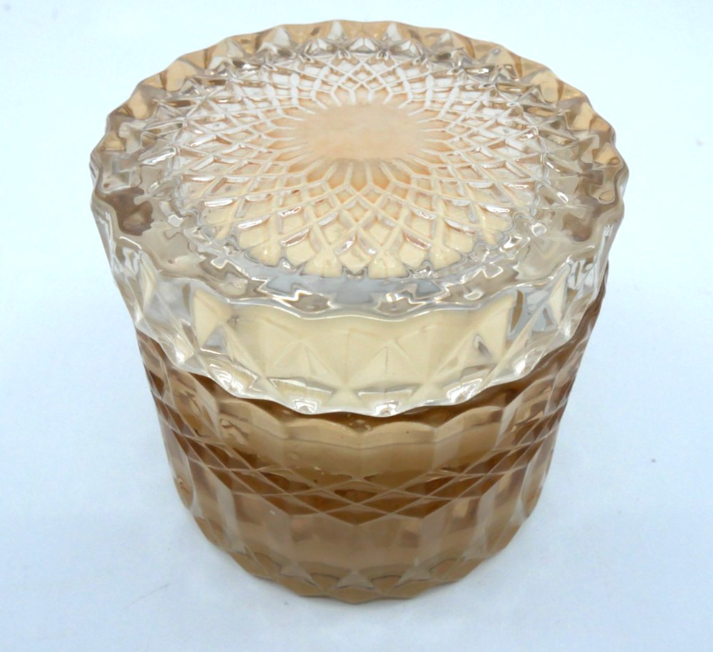Leoben Co Tobacco Santal 6 Oz Single Wick Candle, Cut Glass Collection